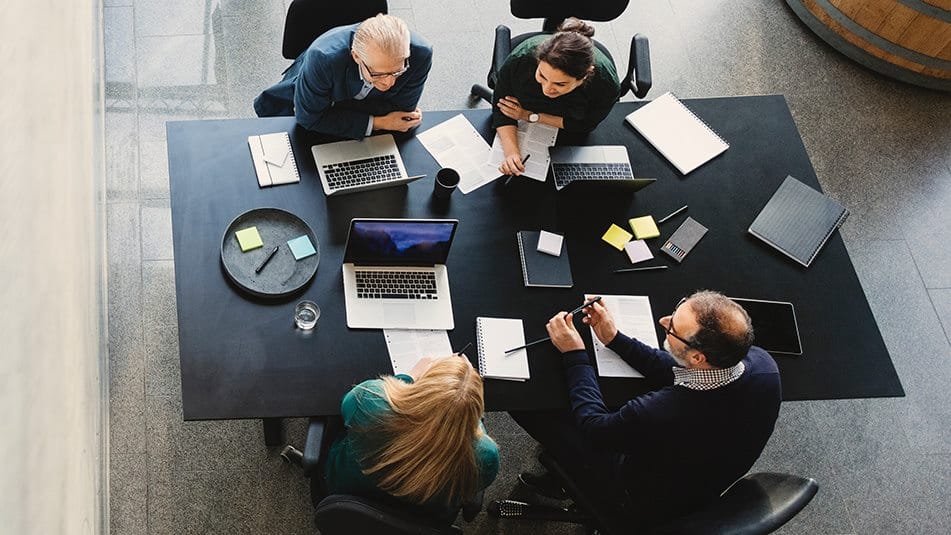 5 cosas sorprendentes que he aprendido hablando con arquitectos. Además de las herramientas, nuestros expertos en ascensores y escaleras mecánicas, con conocimientos y experiencia de primera mano, están preparados para ayudar.