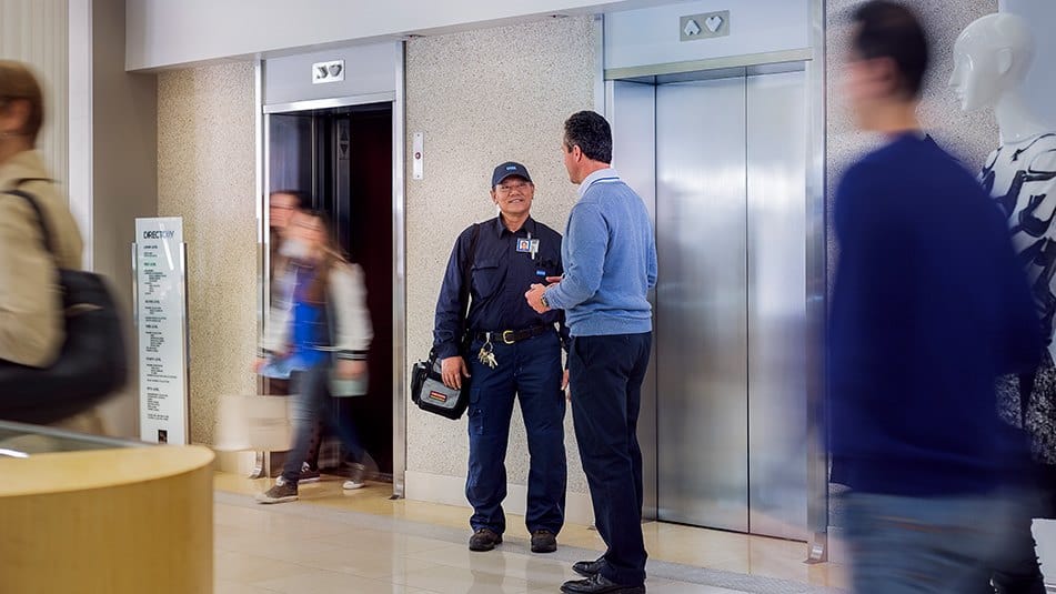 Las herramientas pueden servir de ayuda para el trabajo de campo antes de ponerse en contacto con el ingeniero de transporte vertical.