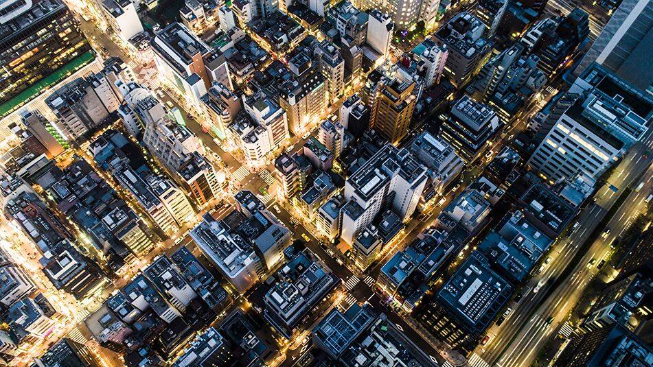 El crecimiento de las ciudades inteligentes y la interconectividad han impulsado la necesidad de una nueva norma internacional de ciberseguridad en ascensores, escaleras mecánicas y pasillos.